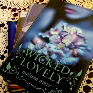 Wicked Lovely Series Books 1-4 by Melissa Marr